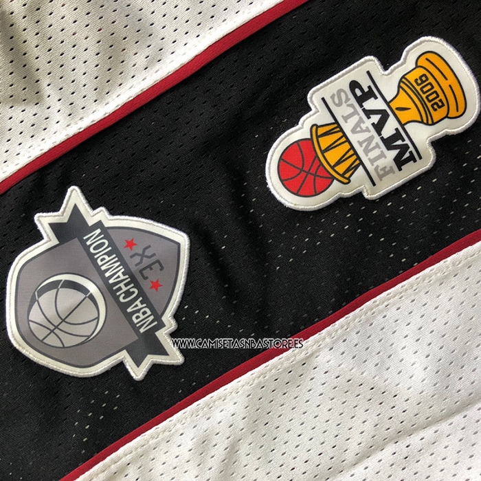 Dwyane Wade NO 3 Camiseta Miami Heat Mitchell & Ness 2003-19 Blanco